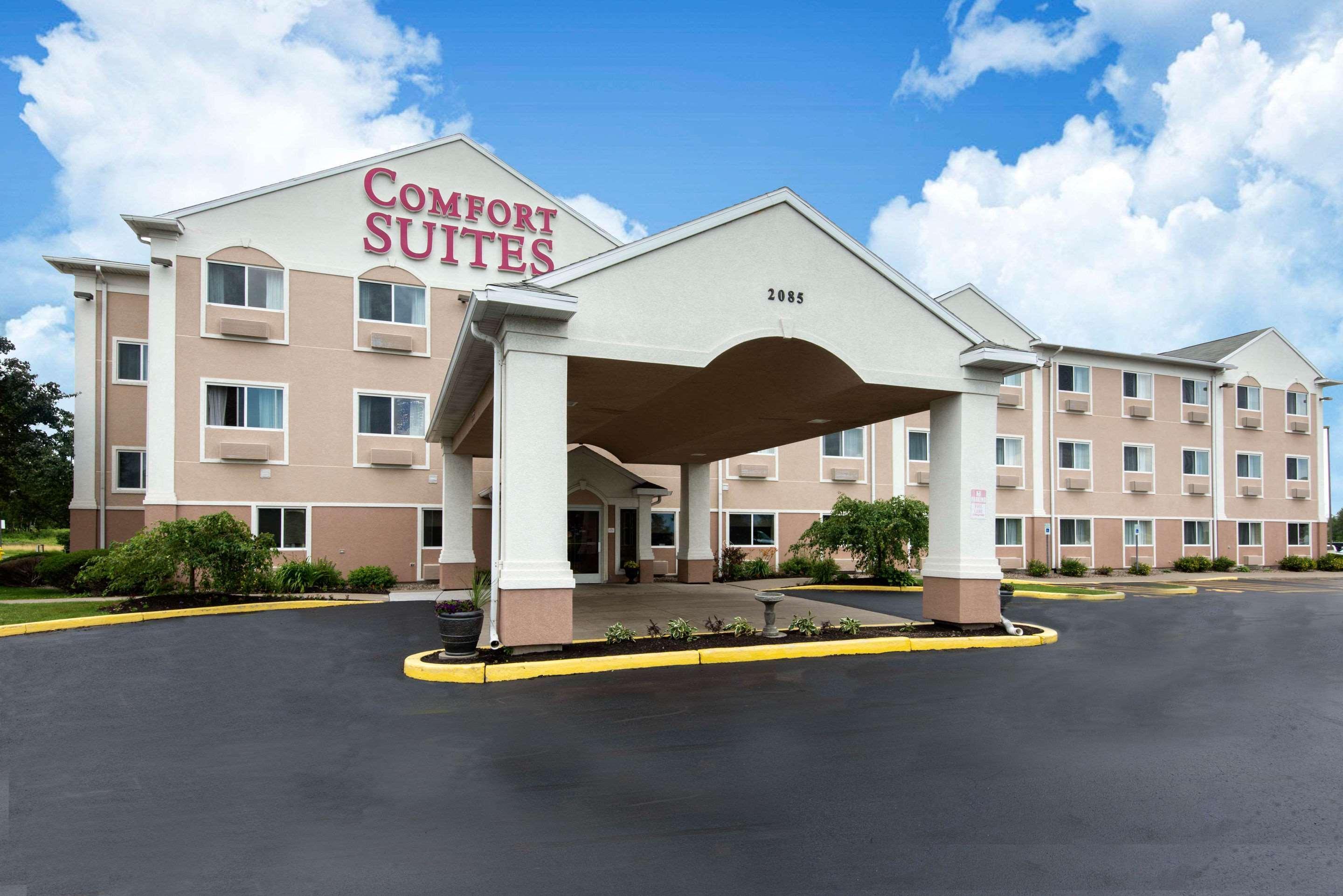Comfort Suites Rochester Henrietta University Area Экстерьер фото