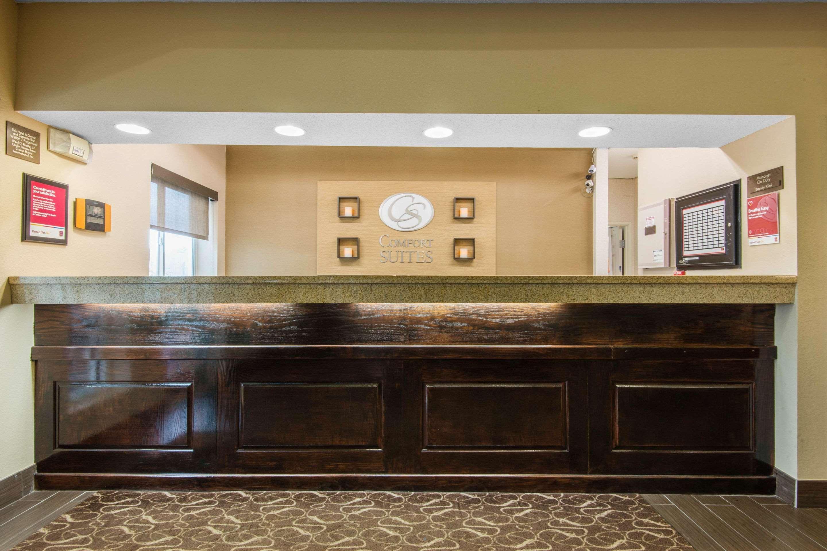 Comfort Suites Rochester Henrietta University Area Экстерьер фото