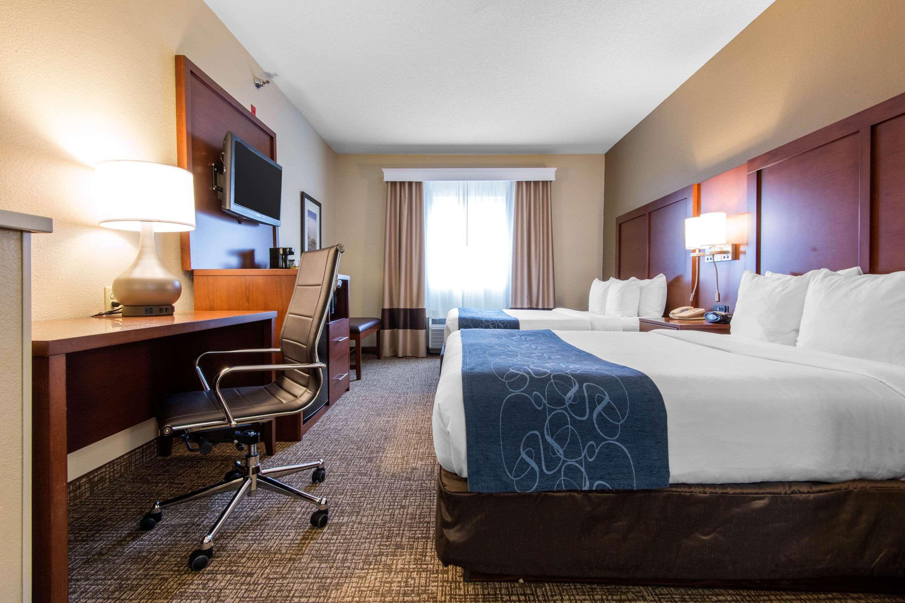 Comfort Suites Rochester Henrietta University Area Экстерьер фото