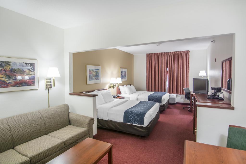 Comfort Suites Rochester Henrietta University Area Экстерьер фото