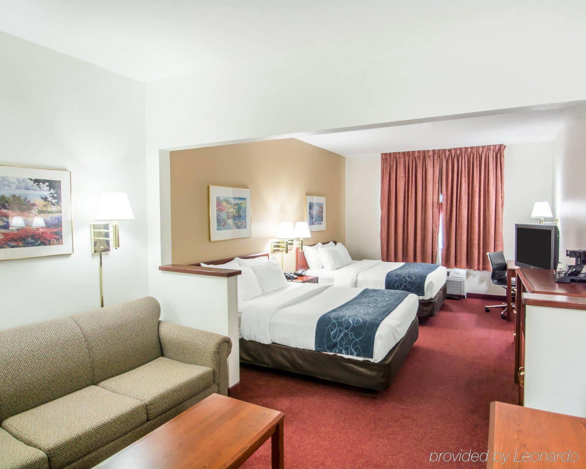 Comfort Suites Rochester Henrietta University Area Экстерьер фото